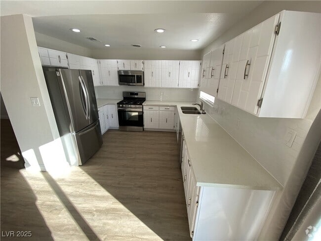Building Photo - 7409 Bagdad Ct Rental