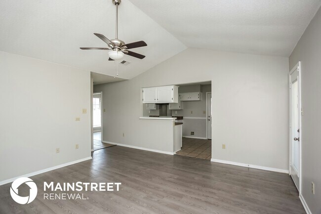 Photo - 10662 Oak Leaf Dr