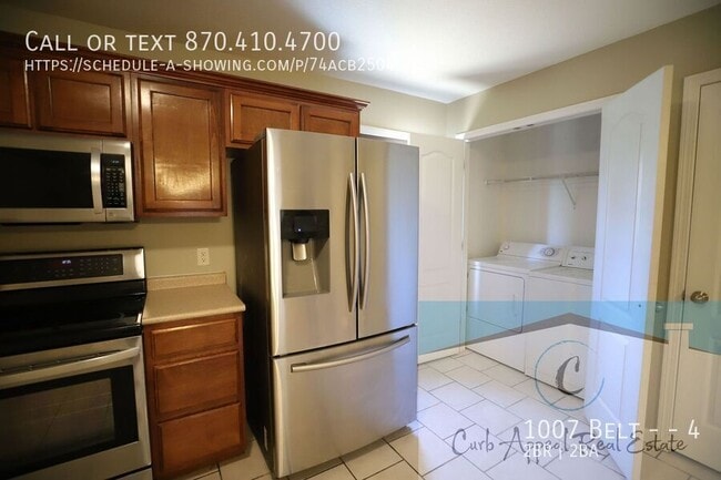 Photo - 1007 Belt St Apartment Unit 4