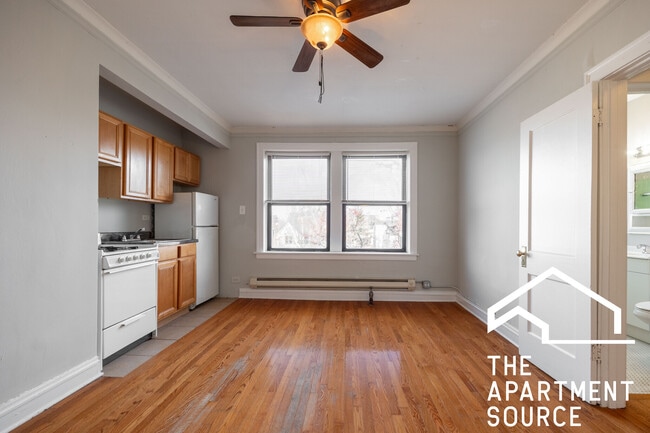 Photo - 4546 N Damen Ave Unit 103