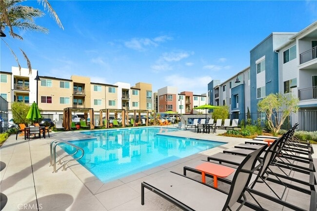 Photo - 4127 E Cir Paseo Unidad 202