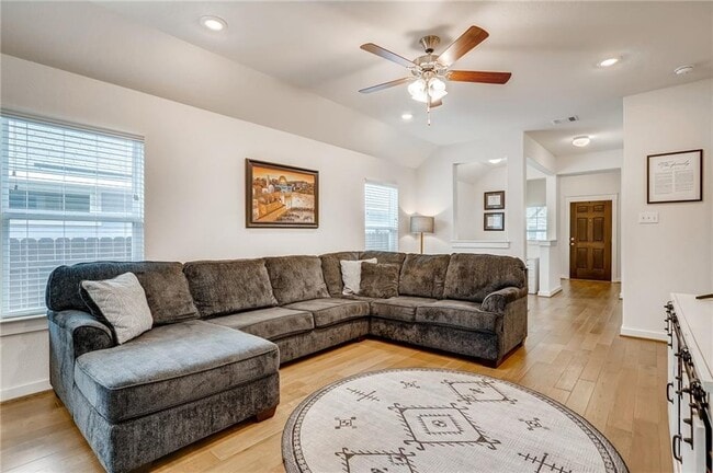 Photo - 6049 Urbano Bnd