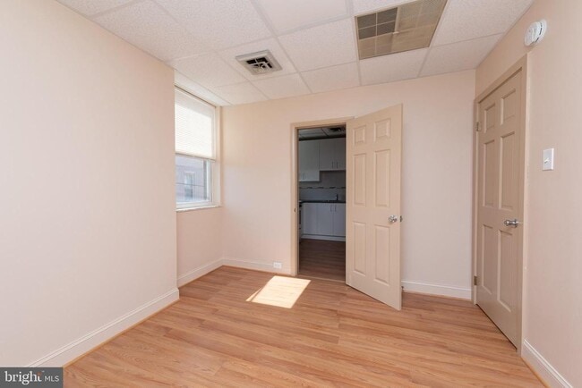 Photo - 1317 Wolf St