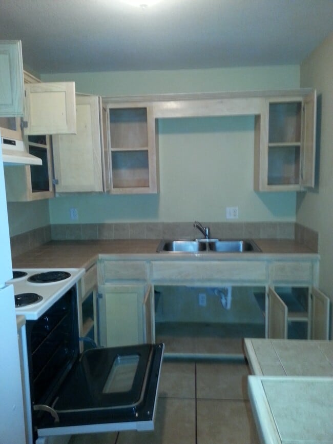 729 Sonesta Ct Unit 3