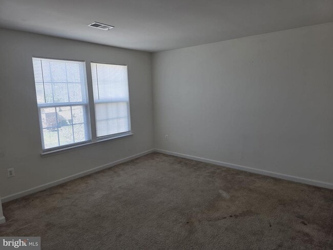 Photo - 5185 Mudville Ln