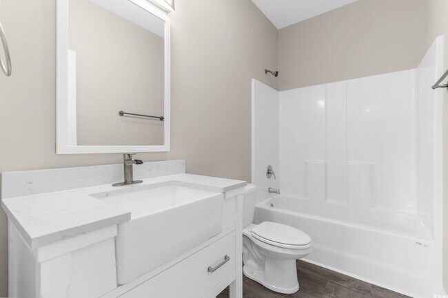 Photo - 904 62nd Ave N