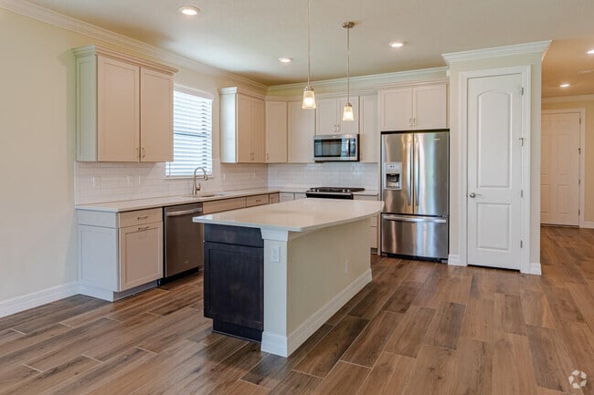 Building Photo - 740 S E Boboli Way Rental