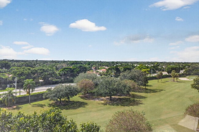Photo - 7578 Regency Lake Dr Unidad 801