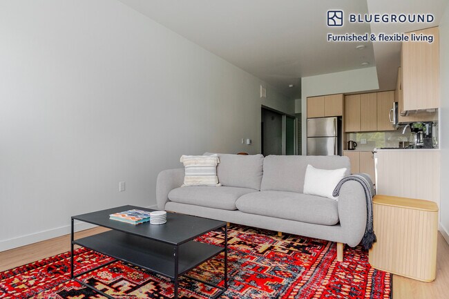 Photo - 8709 161st Avenue Northeast Unidad FL3-ID890