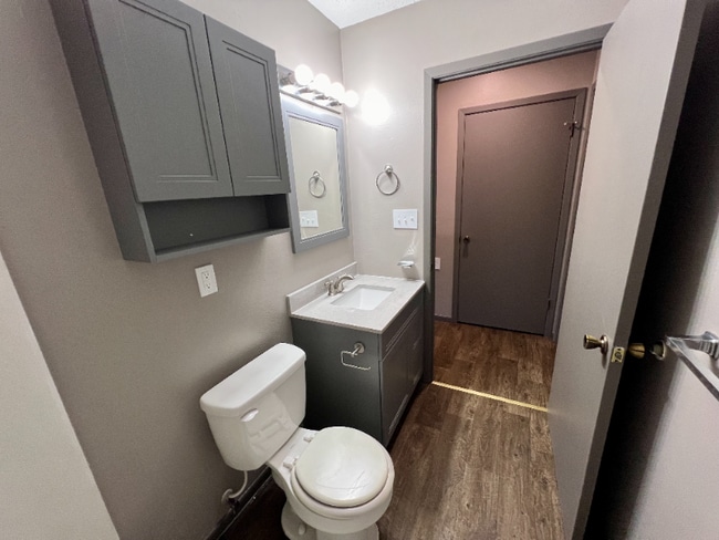 Photo - 501 S Cedar St