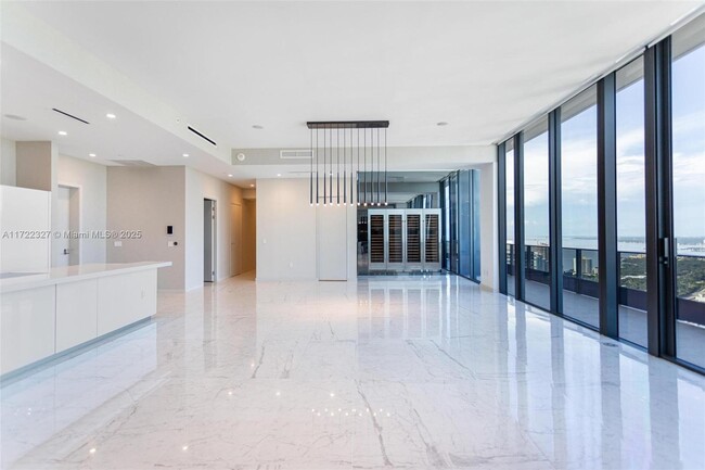 Photo - 1000 Brickell Plaza Condo Unit UPH6204