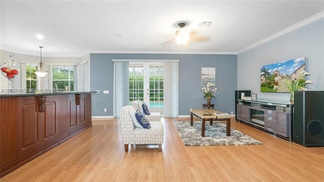 Photo - 1714 Royal Grove Way