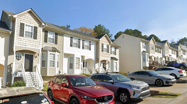 Building Photo - Room in Townhome on Timber Ridge Dr