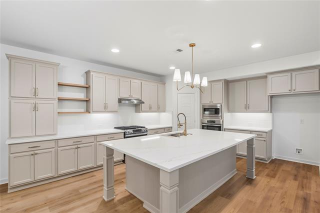 Photo - 809 Overton Ave