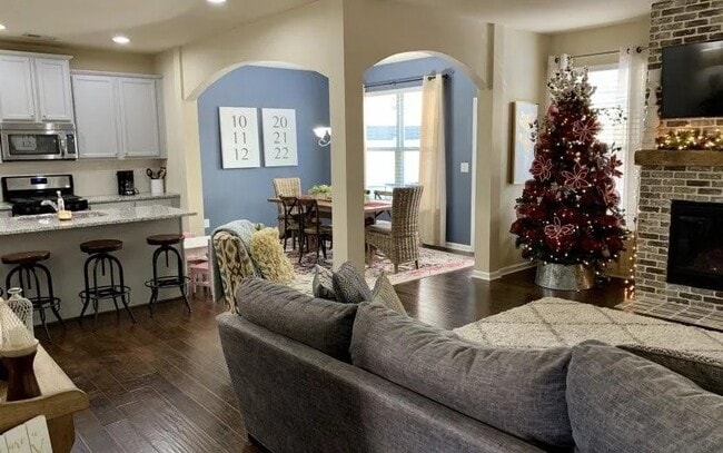 Photo - 3393 Castleberry Village Cir