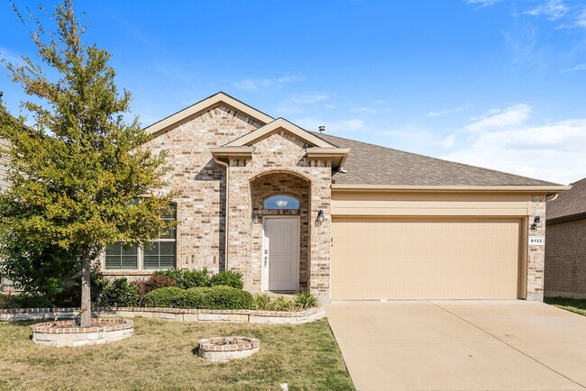 Photo - 9132 Golden Hollow Ln