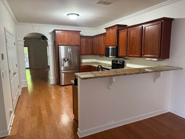 2136 Cason Ln