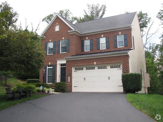 Building Photo - Beautiful Single Family Home In Alexandria