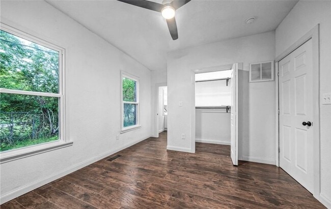 Photo - 802 N 11th St