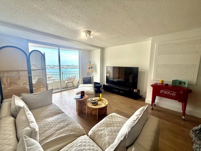 Photo - 770 Claughton Island Dr Unit 2009