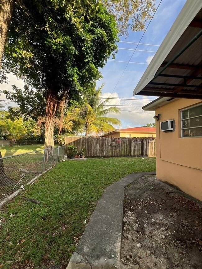 Photo - 155 SW 71st Ave Unit 0