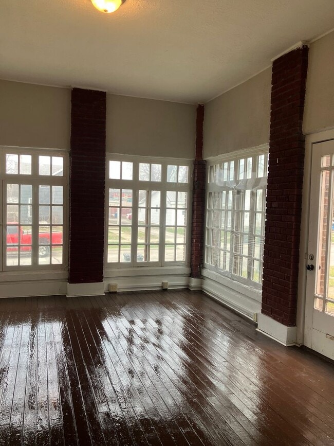 Photo - Rush St Townhouse Unit 219 W Rush St