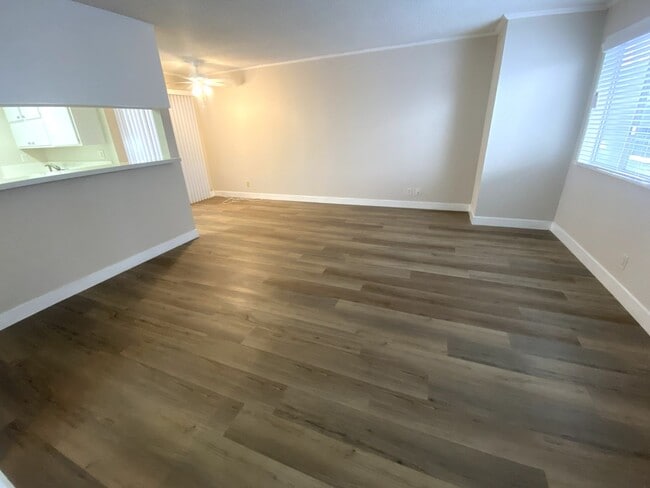 Photo - 2 Bedroom Hermosa Beach Condo - Close to E... Unit 104