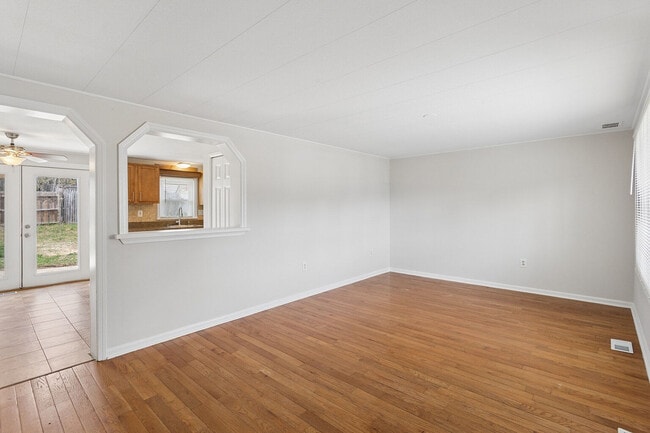 Photo - 30 Girard Ave