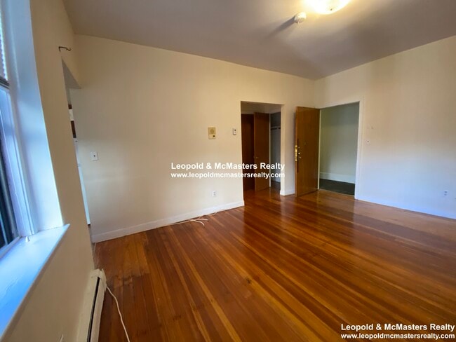 Building Photo - 64 Brighton Ave Unit 60-109 Rental