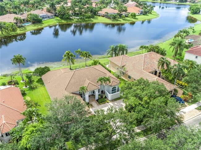 Photo - 2708 Meadowood Dr