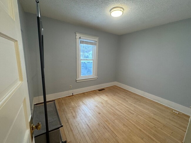 Photo - Cute Home in Central Bismarck with Huge Garage