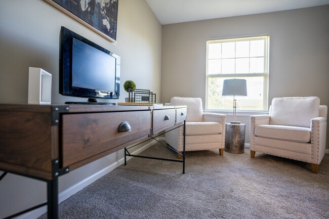 Webster Woods Townhouse Apartments