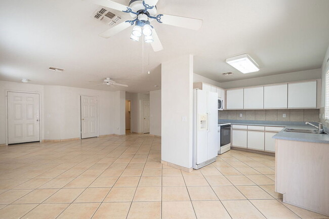 Photo - 13628 W Fargo Dr