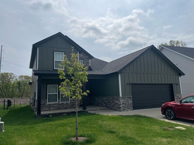 Building Photo - BELLS and WHISTLES....hurry!!!! Rental