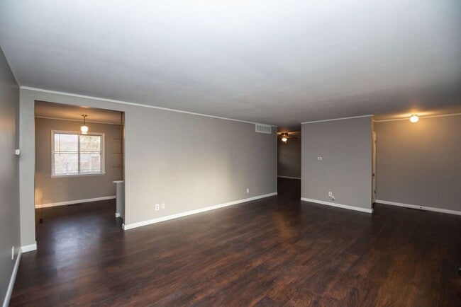 Photo - 1712 S Whitcomb St