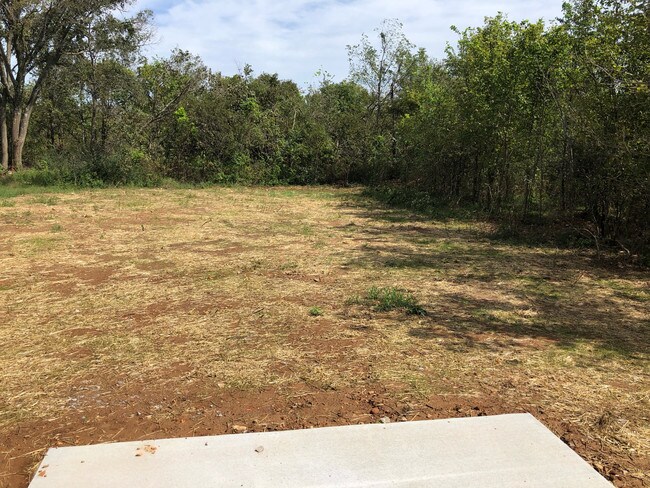 Photo - 22 Lockhart Ln