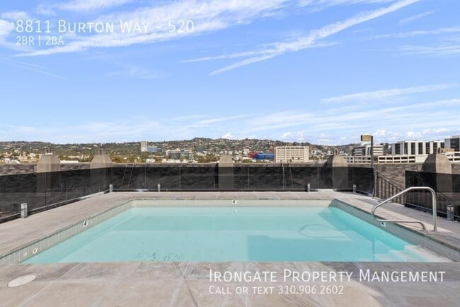 Photo - 8811 Burton Way Unidad 520