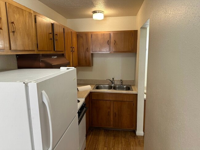 Photo - 926 James Ct Unit 2