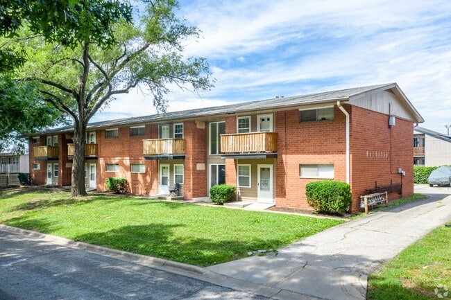 The Hamilton Apartments - The Hamilton Apartments