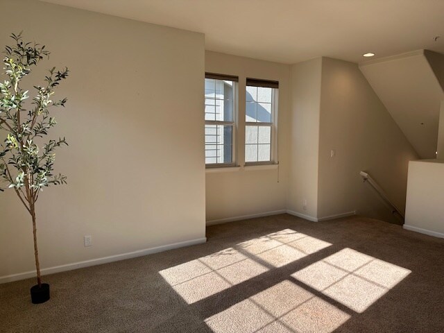 Photo - 2907 Maritime Way