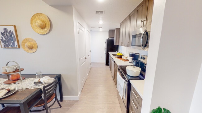 Photo - 605 Place Student Housing & Co-Living