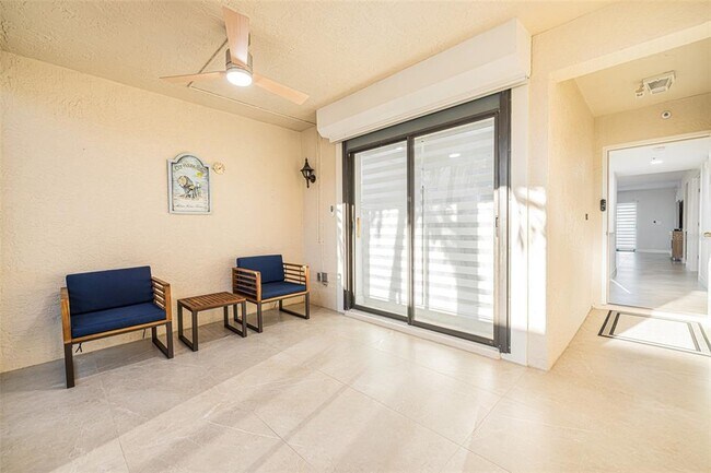 Building Photo - 16320 Kelly Cove Dr Unit 268 Rental