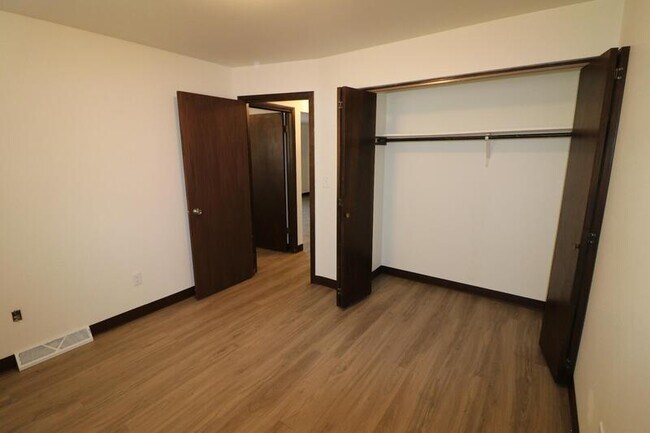 Photo - 356 E Marquette St