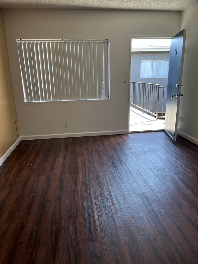 Photo - Cedar Pointe