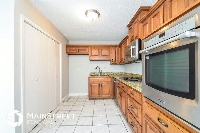 Photo - 5825 Lynnfield Cove