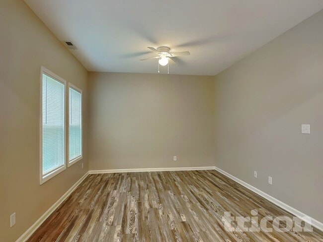 Photo - 1096 Tomahawk Pl