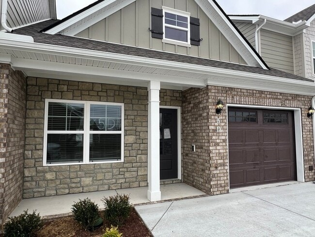 Photo - 967 Horse Mountain Rd