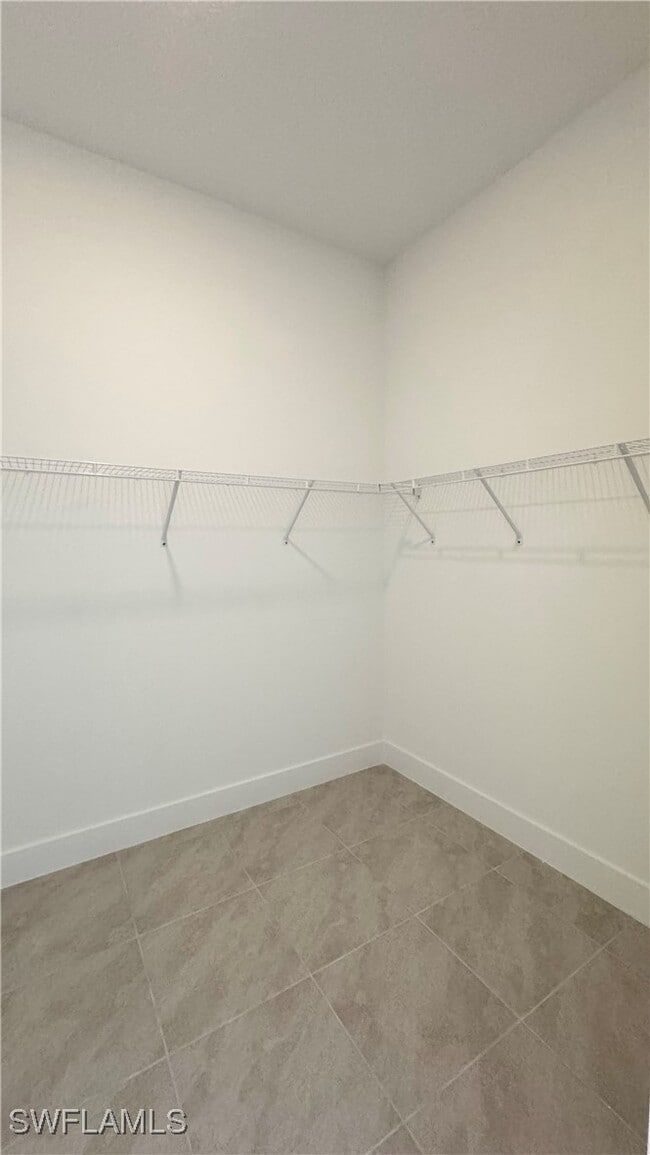 Photo - 5089 Panella Ave