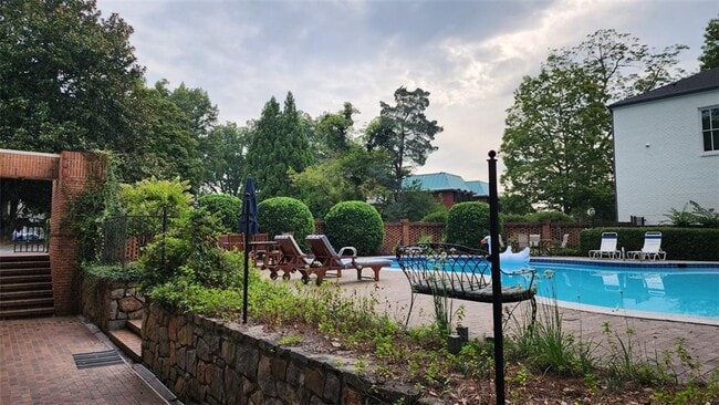 Photo - 3 Ansley Dr NE