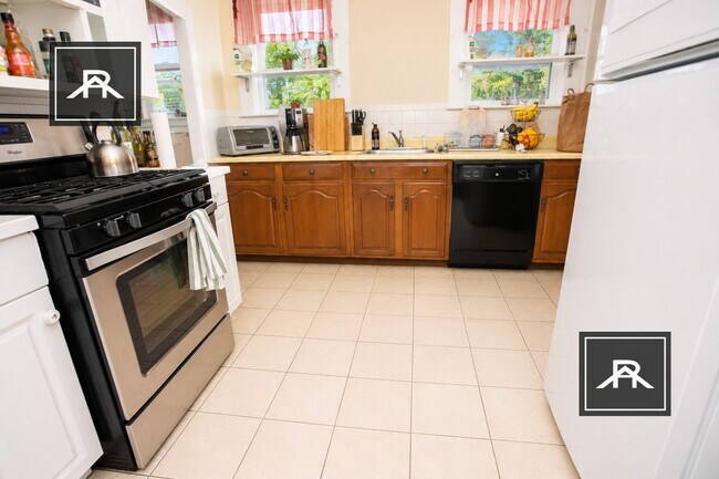 Photo - 104 Colborne Rd Unit 2